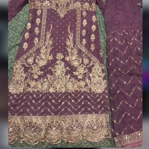 -worn once to my cousins wedding as seen in the photo -clearing out closet - Picture 5 of 6